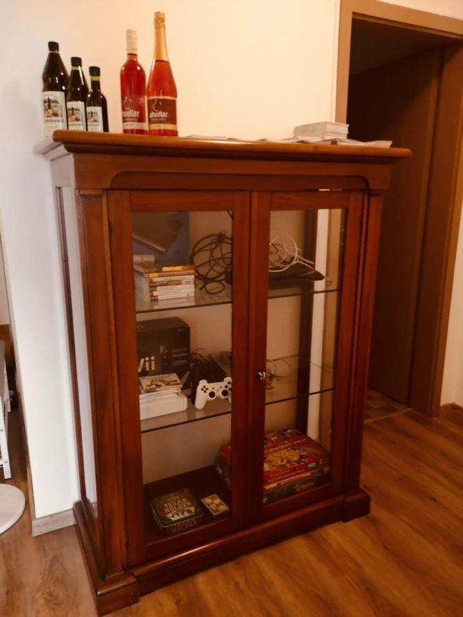 Thermenland-Traum Apartment Fuerstenfeld Luaran gambar