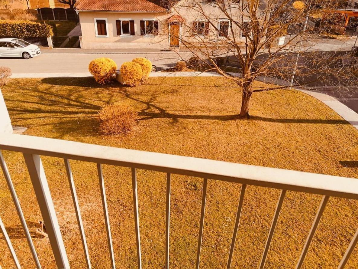 Thermenland-Traum Apartment Fuerstenfeld Luaran gambar